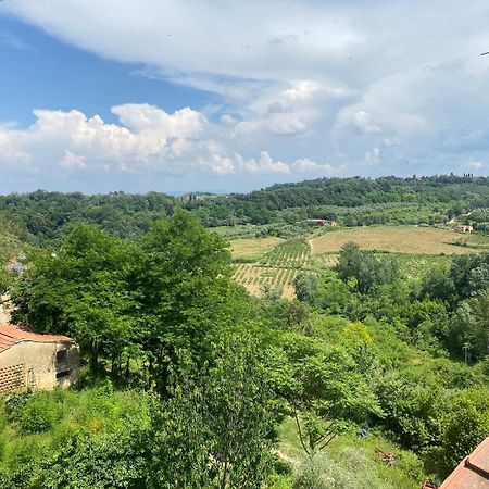 La Petite Maison Usigliano Esterno foto